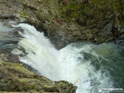 Cascadas Aljibe-Arquitectura Negra; rutas por guadarrama foros de montaña berrea en cazorla